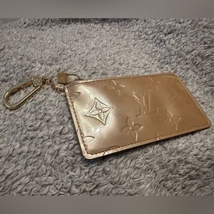 Vintage Louis Vuitton Beige Noisette Monogram Vernis Key Cles